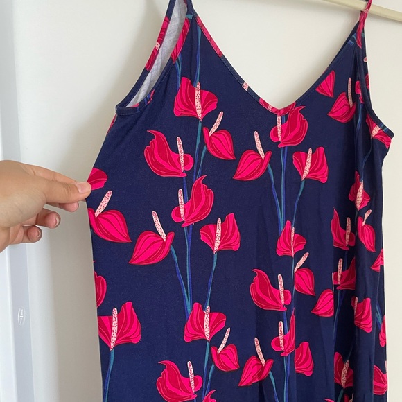 Ava Sky Navy and Red Floral Dress - Picture 6 of 6